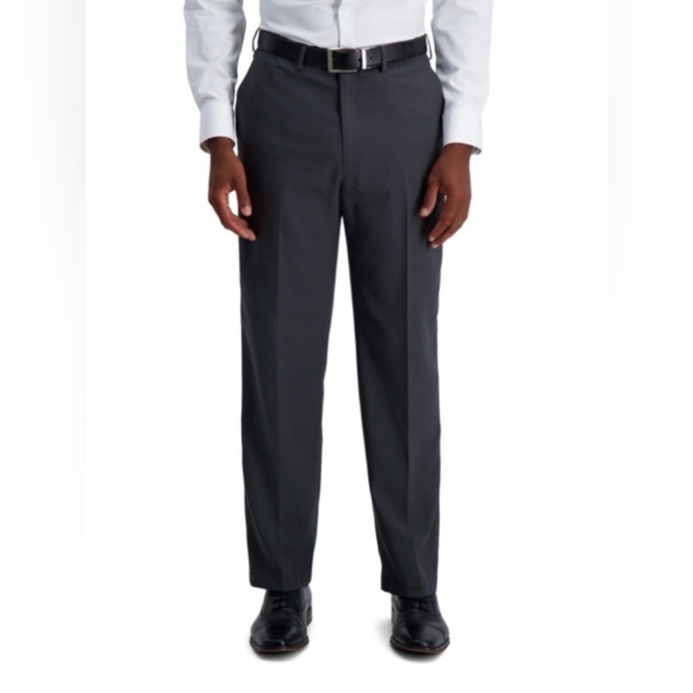 Haggar Men's Dress Pants in Charcoal